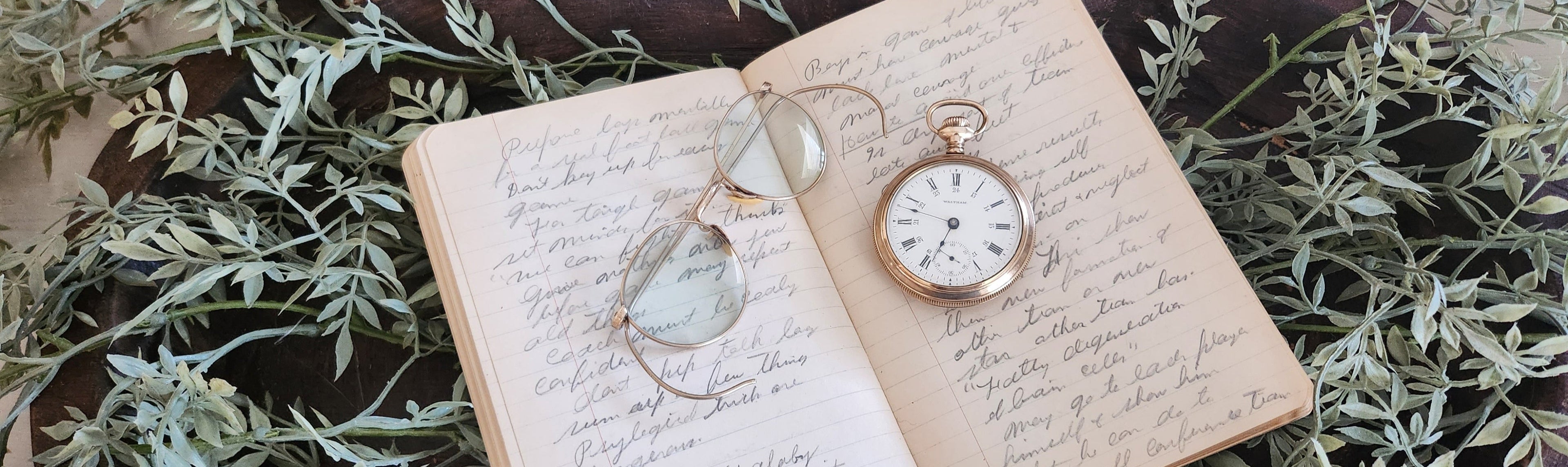 Antique pocket watches homepage banner.